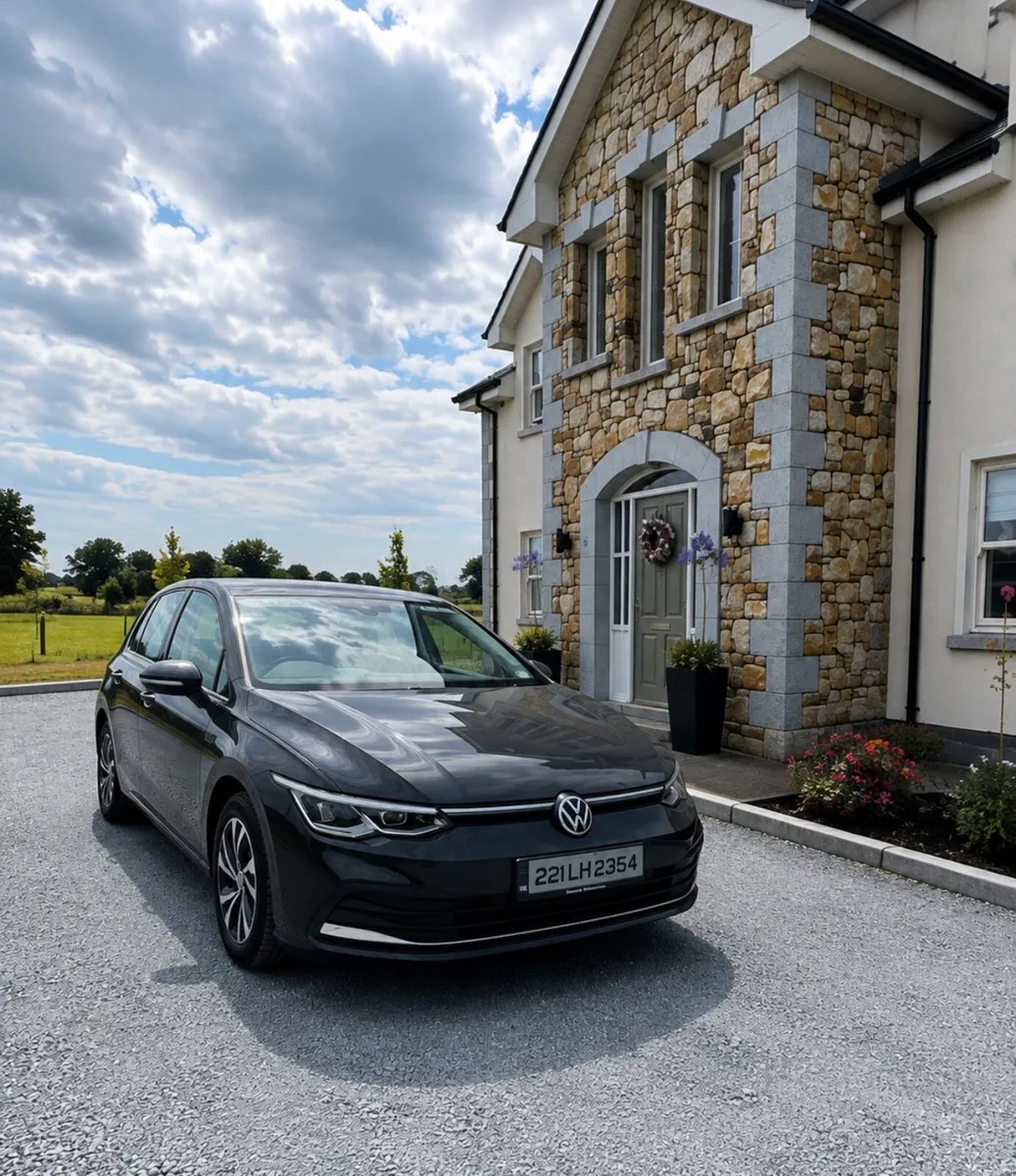 Volkswagen Golf 1.4 TSI Style eHybrid DSG - Image 1