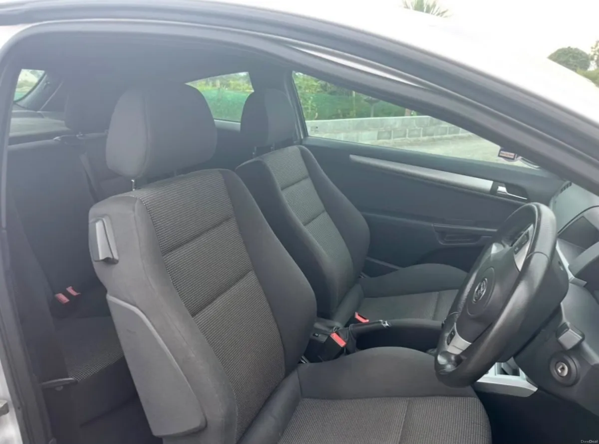 Vauxhall Astra 2008 - Image 3