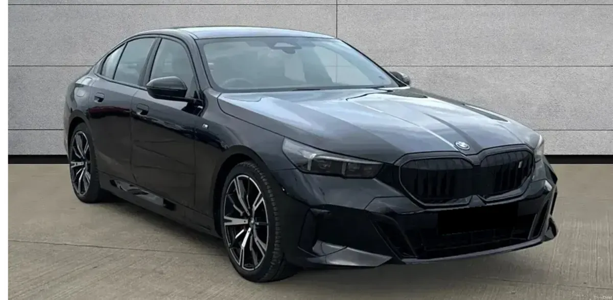 I5 M SPORT PRO ( HUGE SPEC )( FULL OF FACTORY EXTR - Image 1