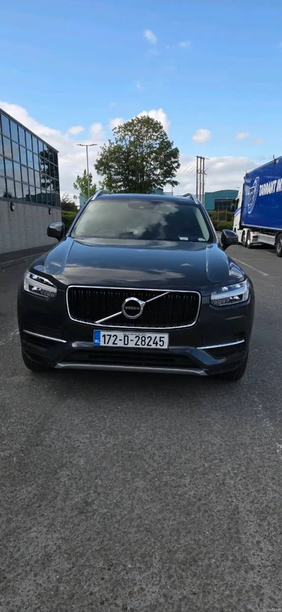 Volvo XC90 MomentumPro T8 - Image 2