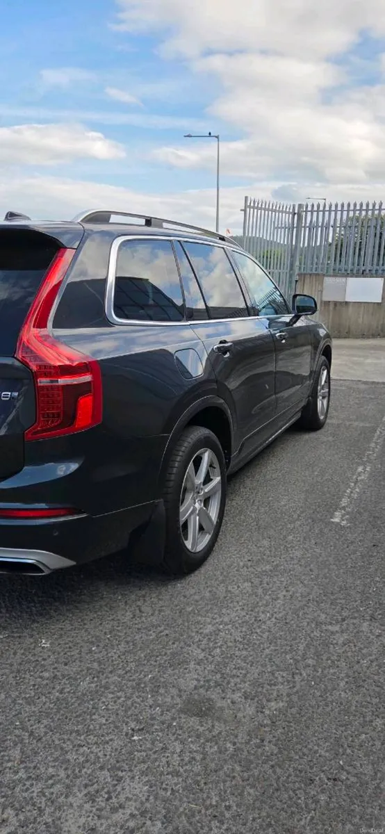 Volvo XC90 MomentumPro T8 - Image 4
