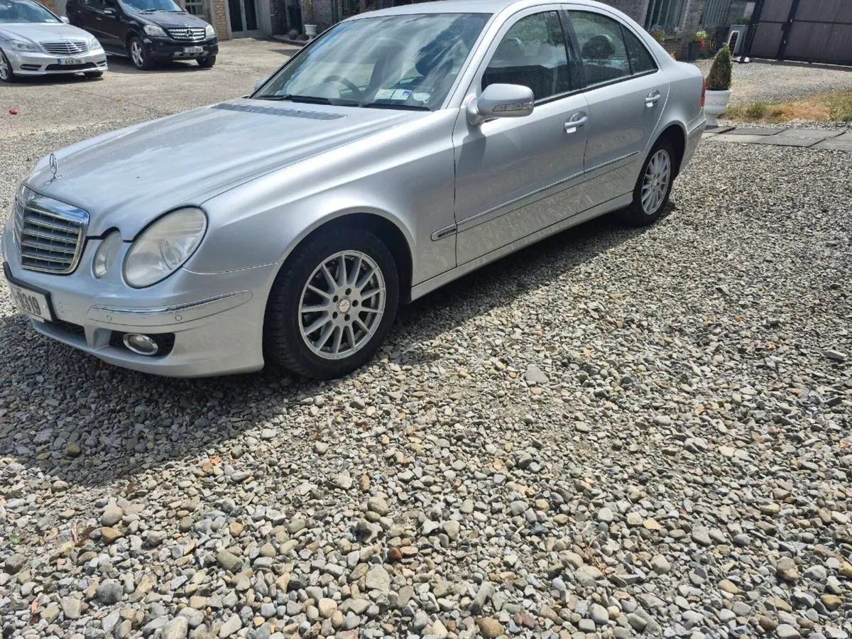 Mercedes e220 - Image 4