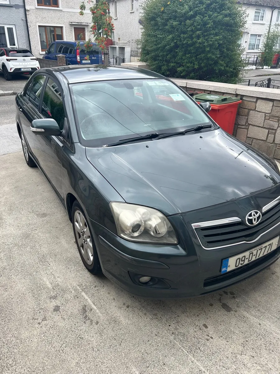 Toyota Avensis 2009 - Image 1