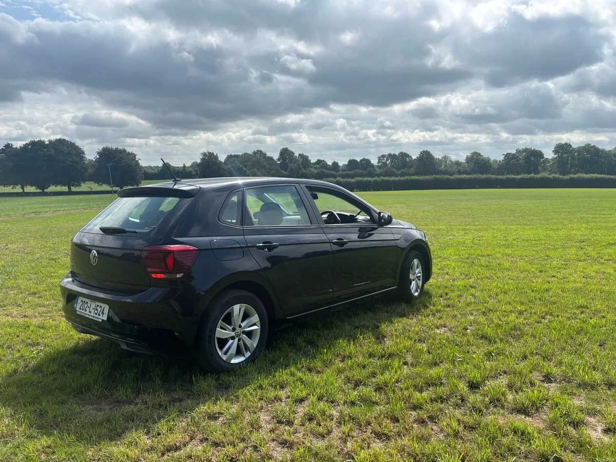 Volkswagen polo - Image 4