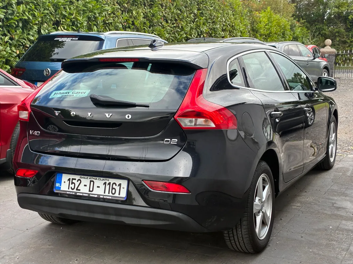 Volvo V40 2015 - Image 6