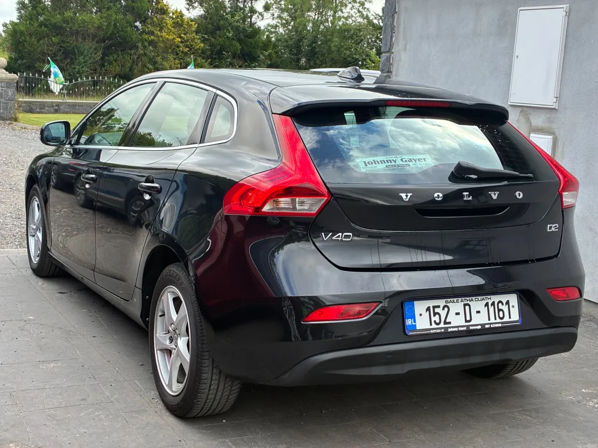 Volvo V40 2015 - Image 4