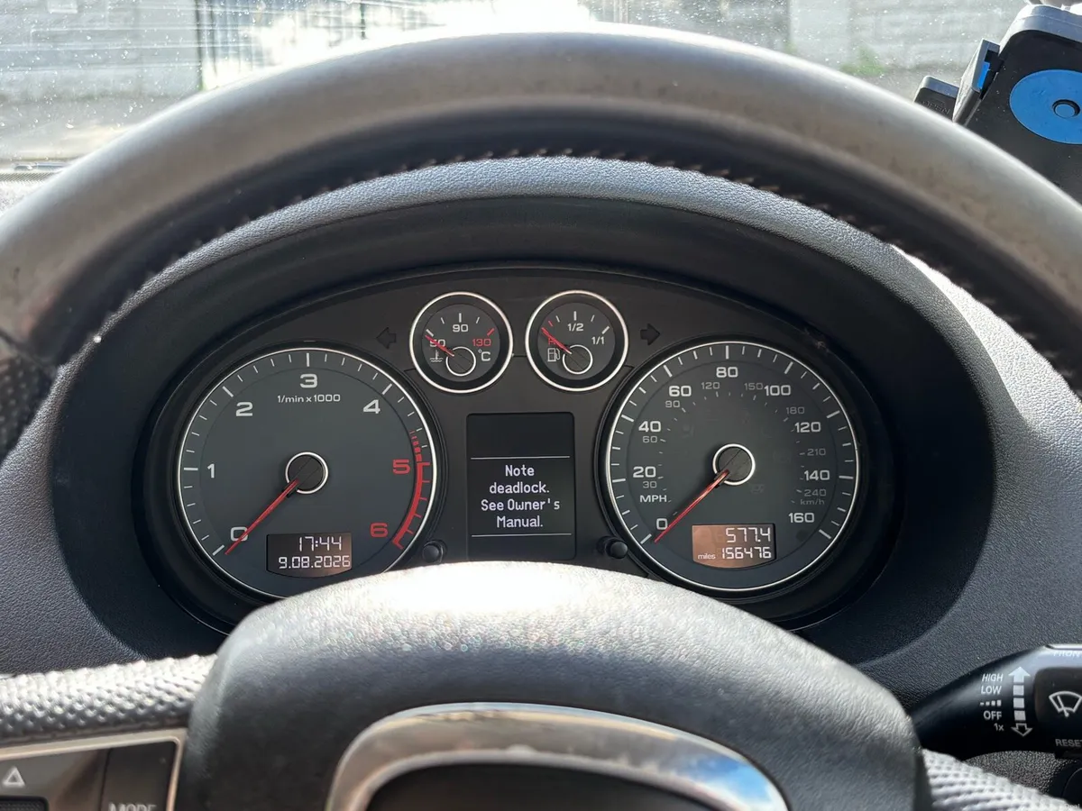 Audi A3 2011 1.6L TDI sport-back - Image 6