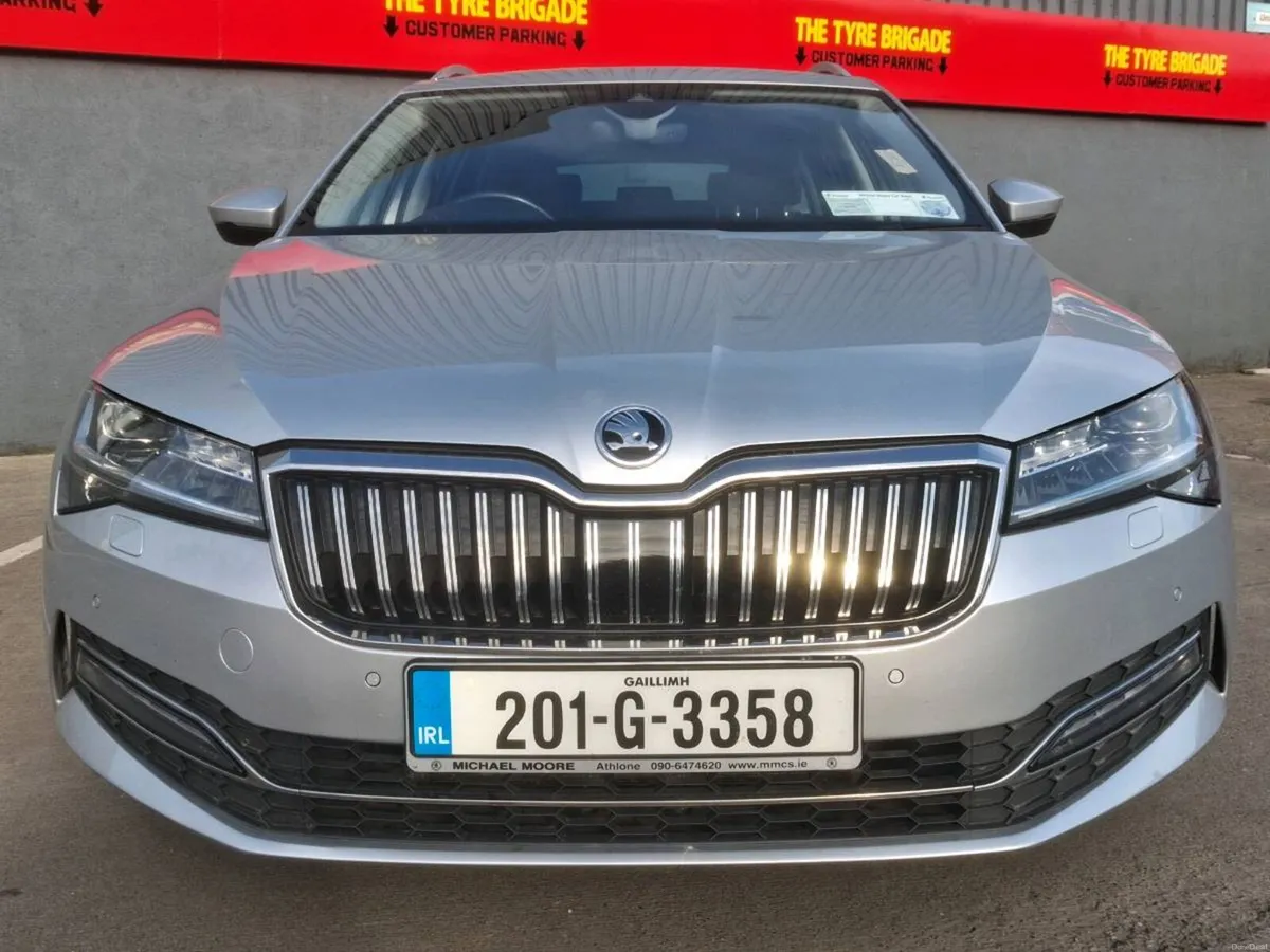 Skoda Superb Estate Automatic - Image 3
