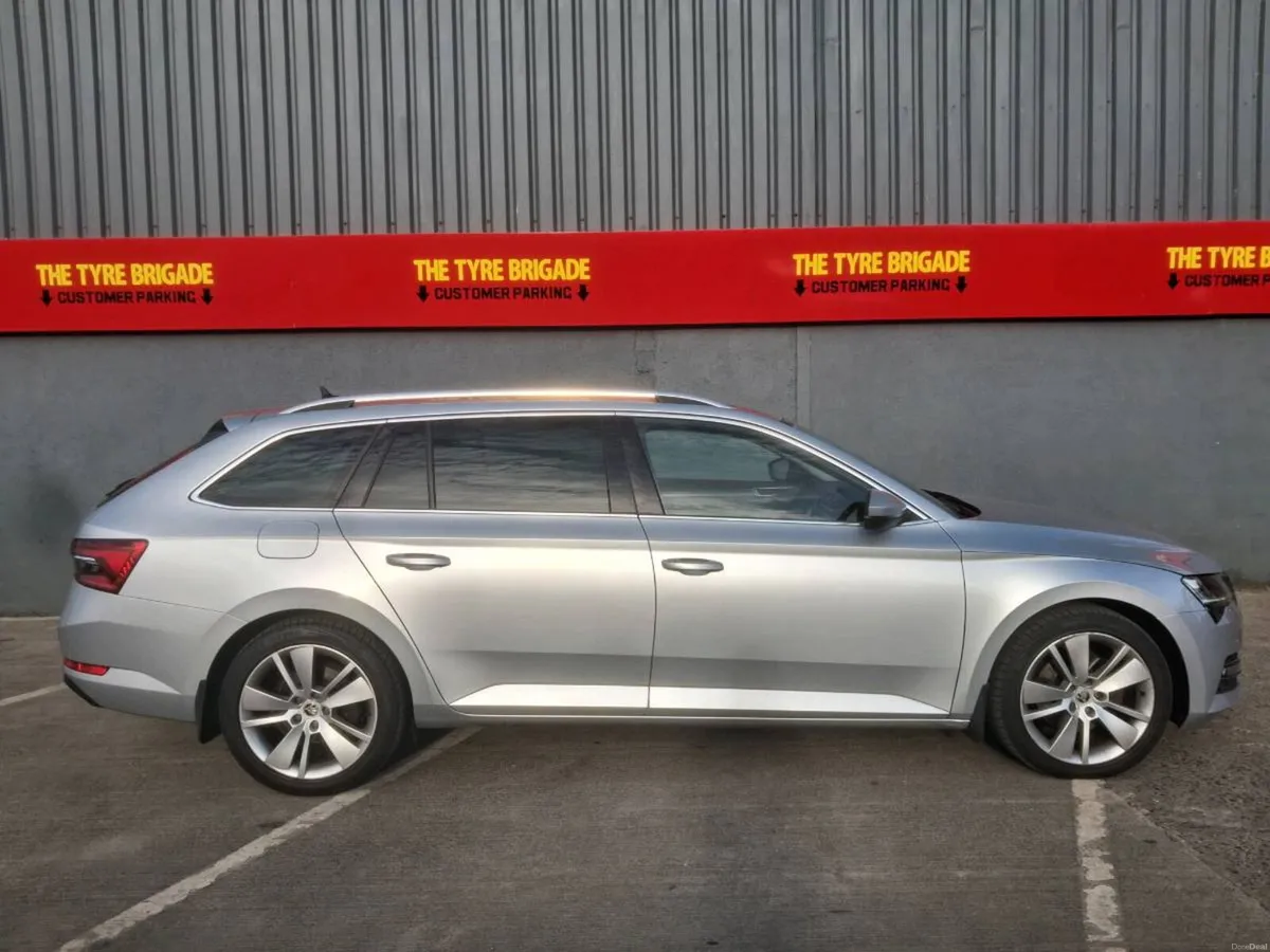 Skoda Superb Estate Automatic - Image 5