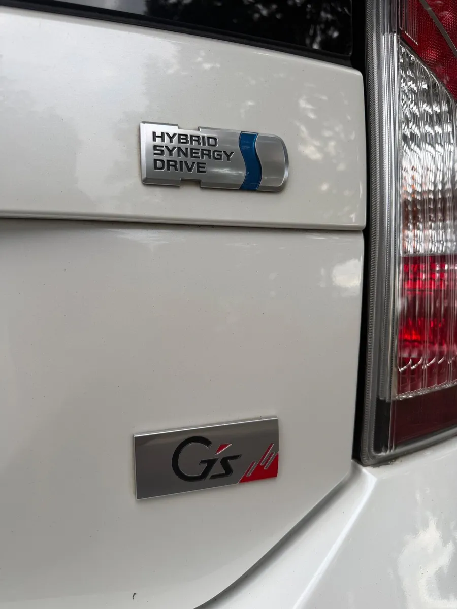 Toyota Prius 2015 - Image 5