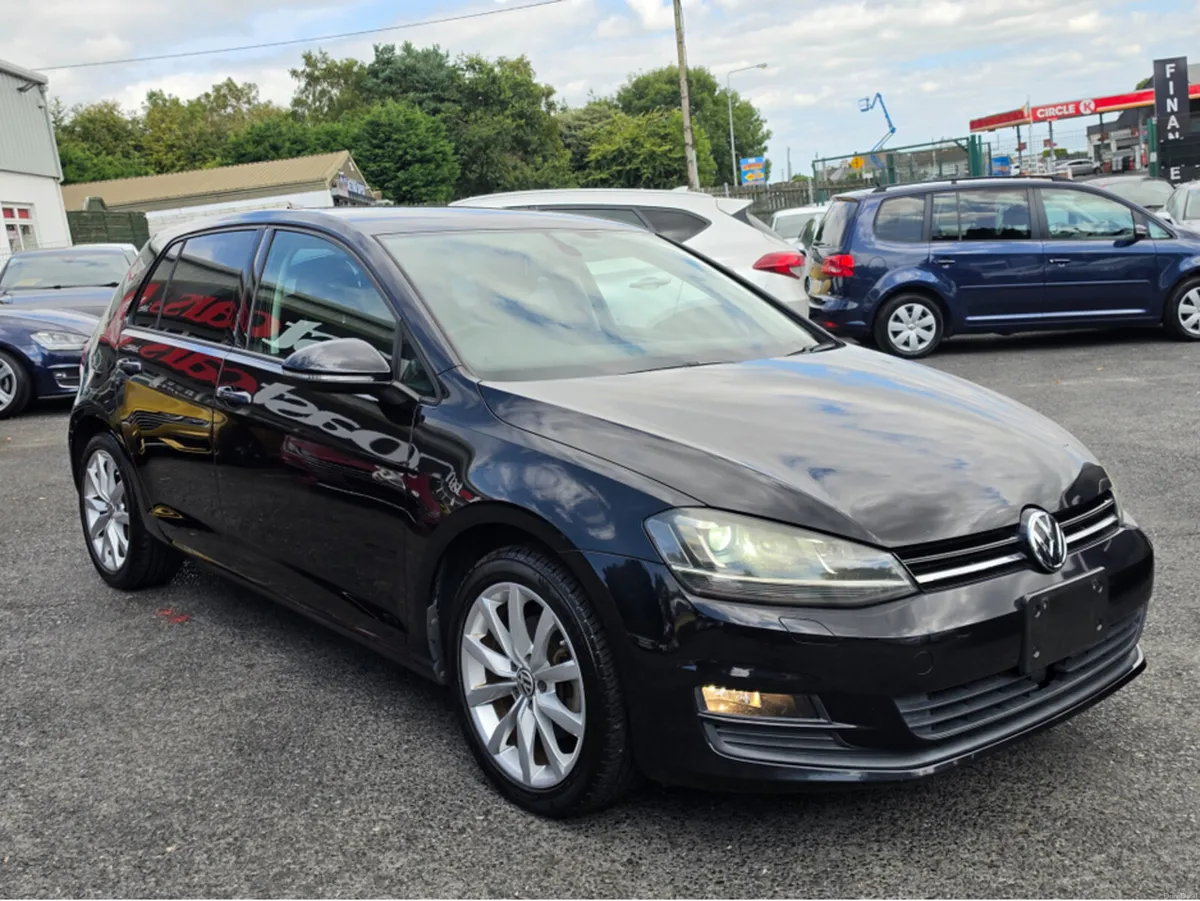 Volkswagen Golf 1.2 TSI AUTOMATIC ALLOYS REV CAMER - Image 4