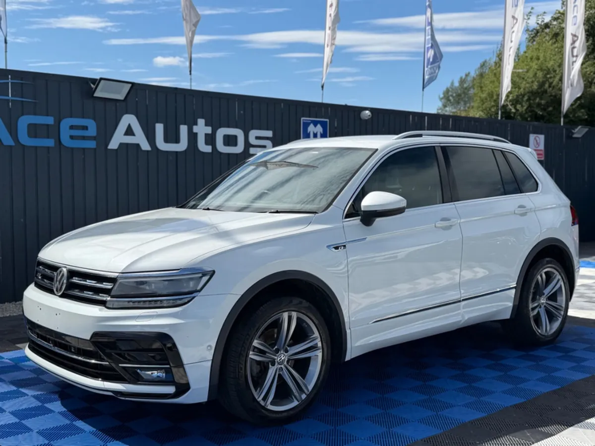 Volkswagen Tiguan R-LINE 4WD - 2.0L DIESEL - AUTO - Image 3