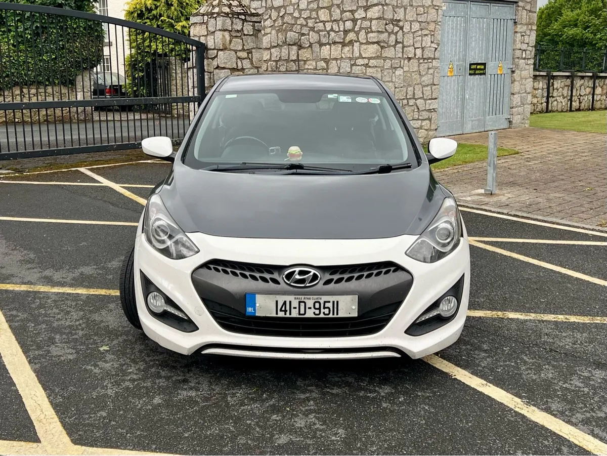 Hyundai i30 - Image 2