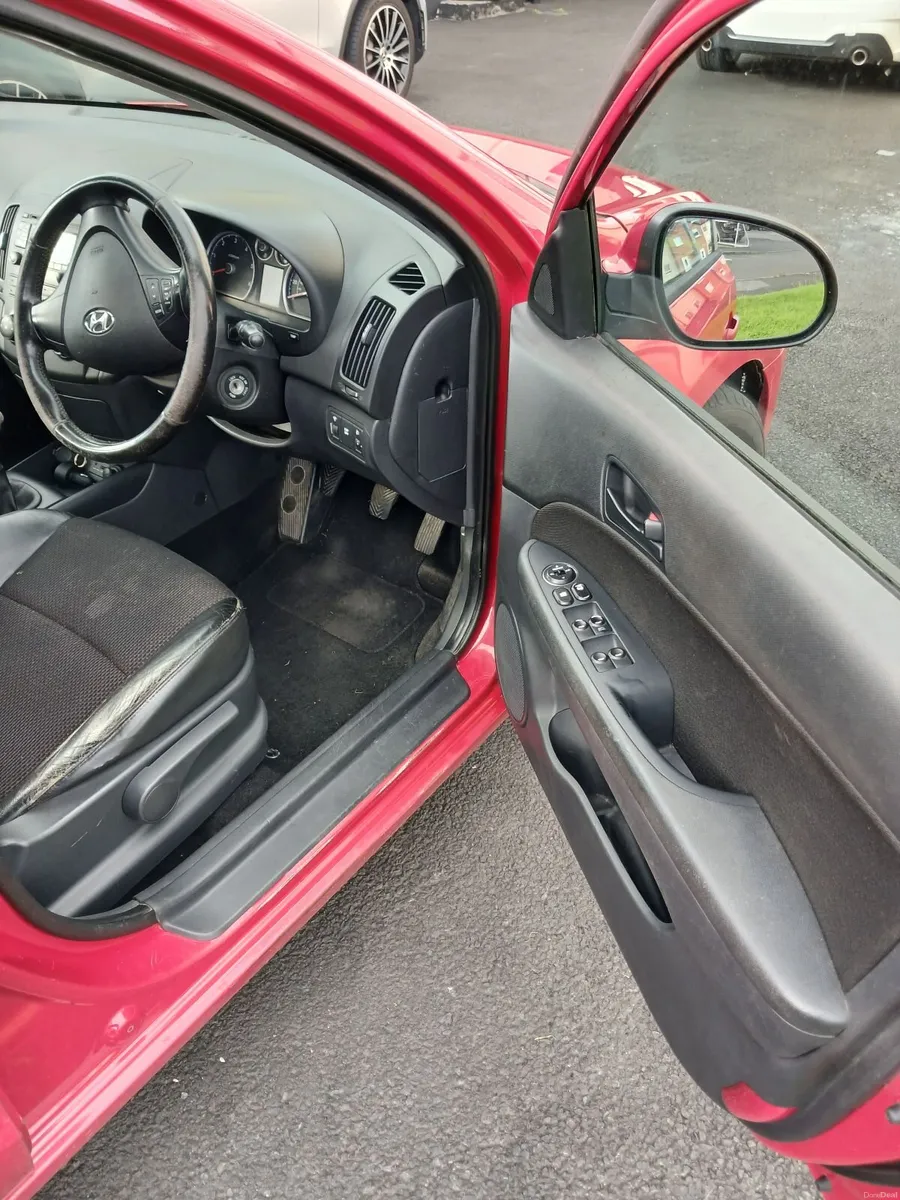 Hyundai i30 2010 - Image 3