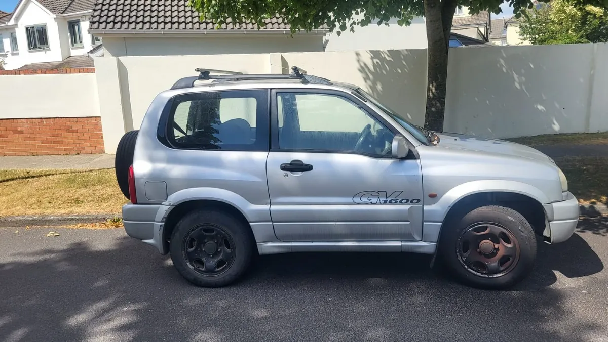 Suzuki Grand Vitara 2004 - Image 1