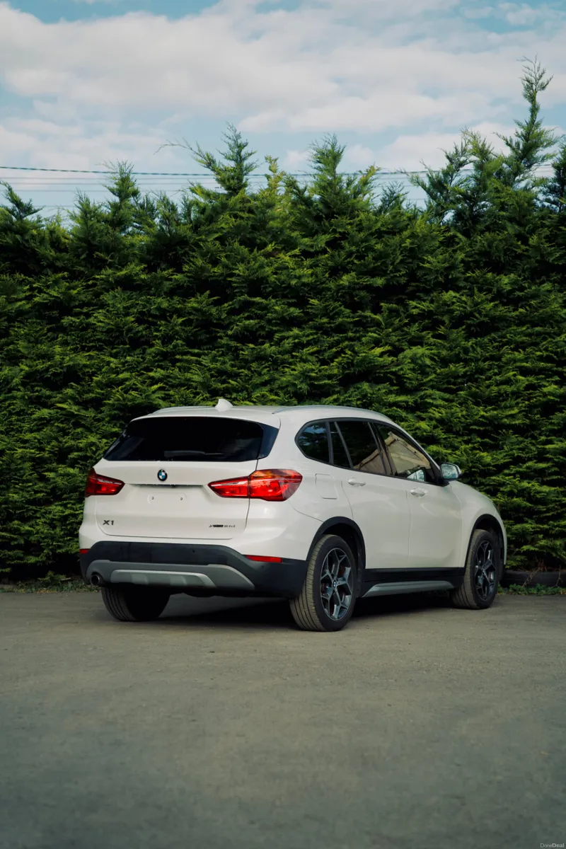 BMW X1 18d xLine 2019 | Premium SUV - Image 3