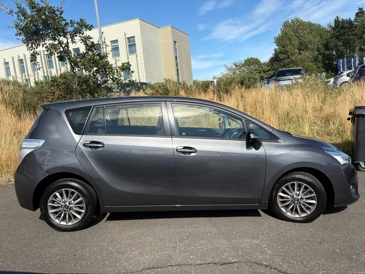 Toyota verso diesel 7 seater NCT 03/27 - Image 4