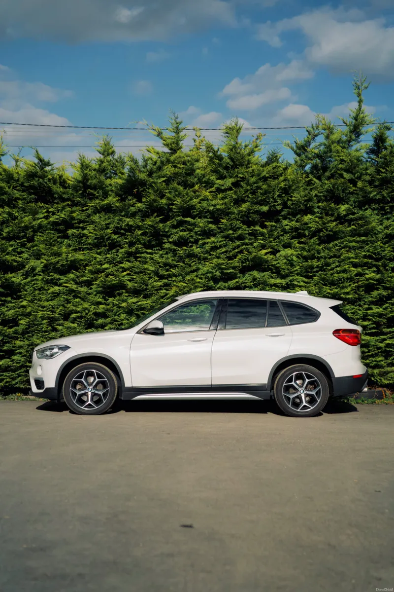 BMW X1 18d xLine 2019 | Premium SUV - Image 2