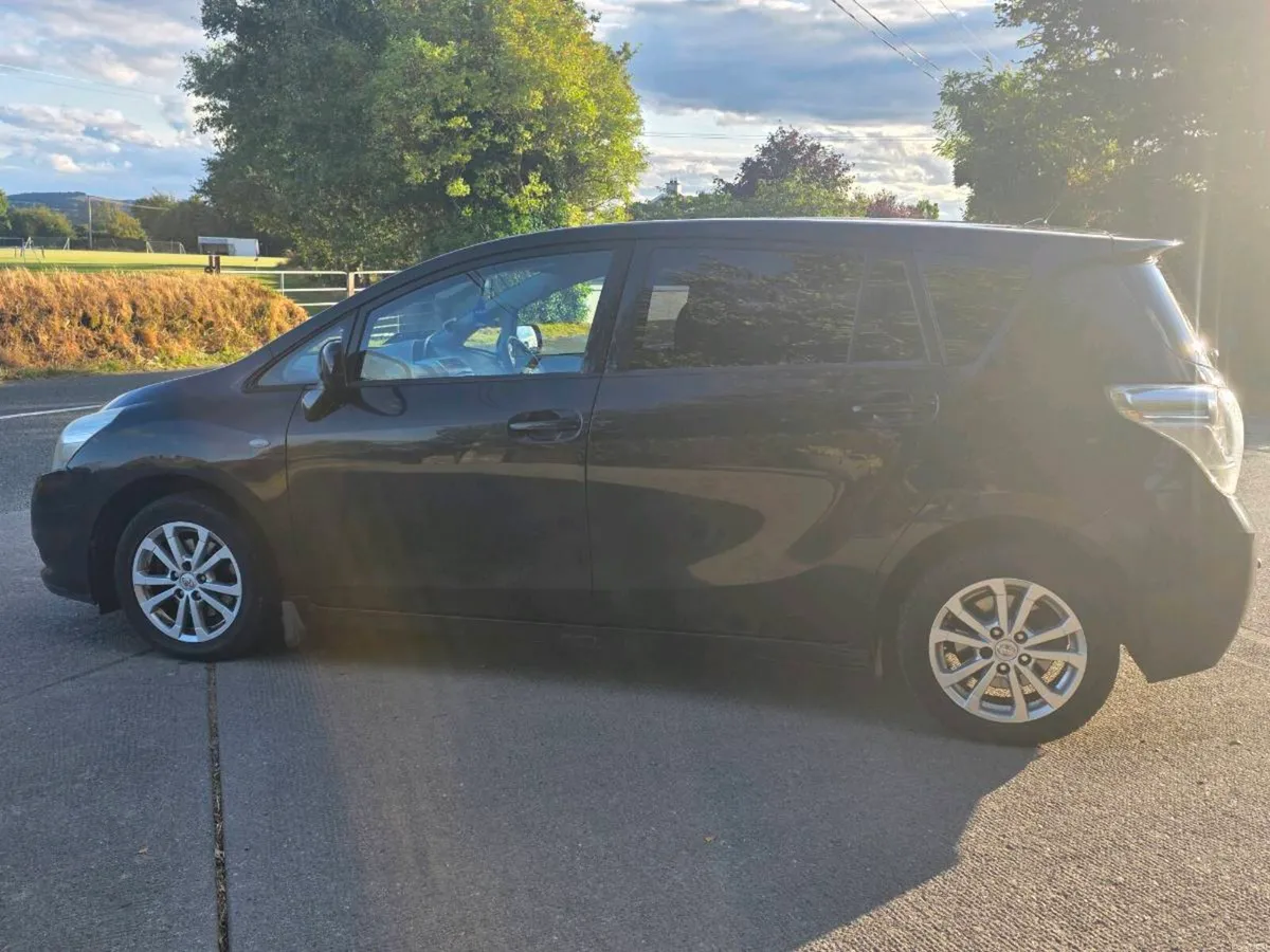 Toyota verso diesel - Image 6