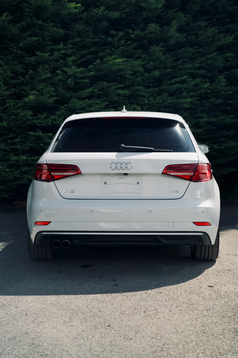 Audi A3 TFSI Sportback 2017 | Premium Hatchback - Image 4