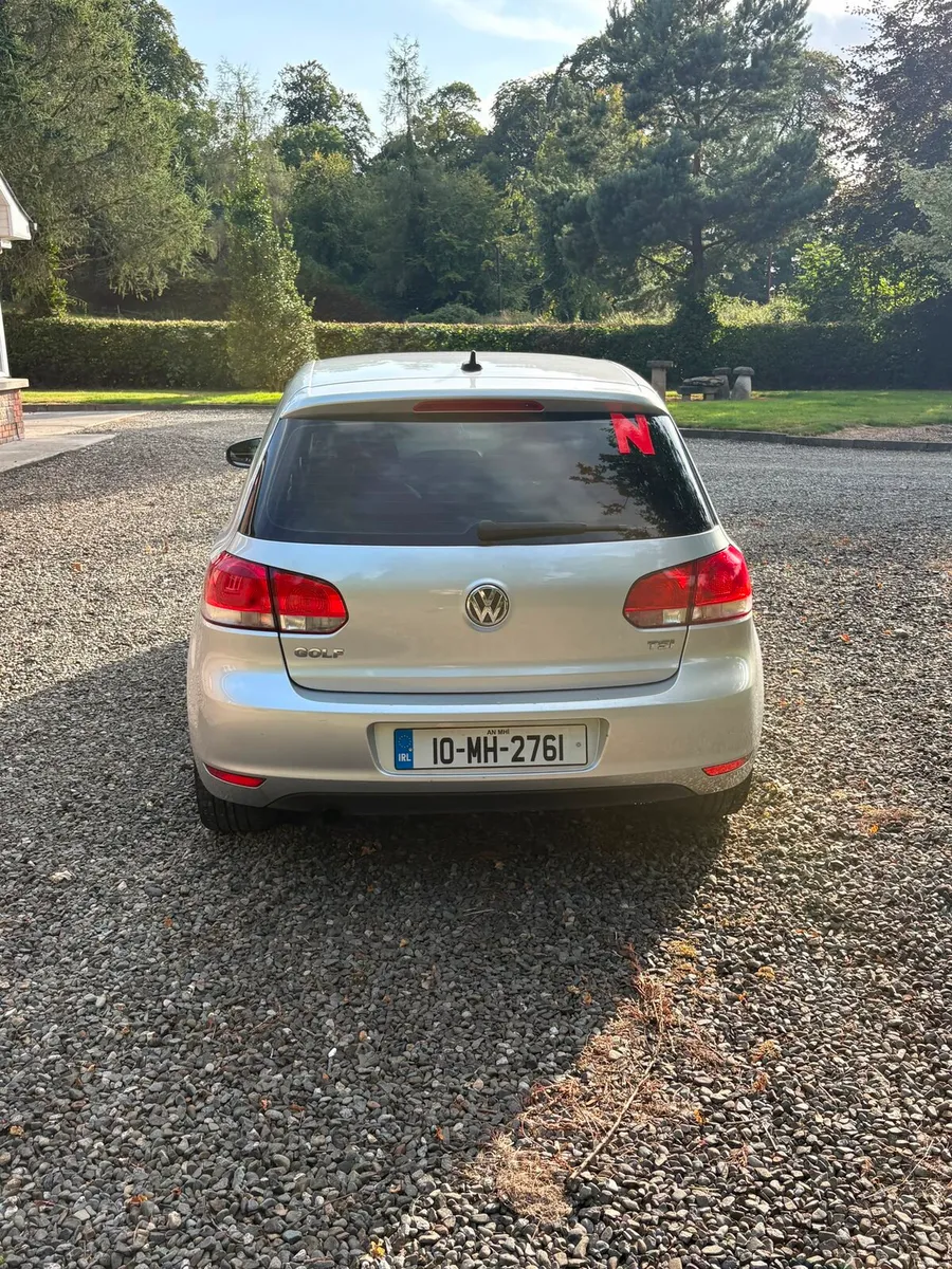 Volkswagen Golf 2010 - Image 4