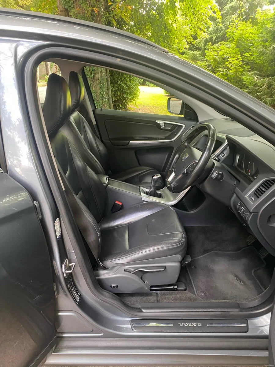 Volvo XC60 2017 - Image 6