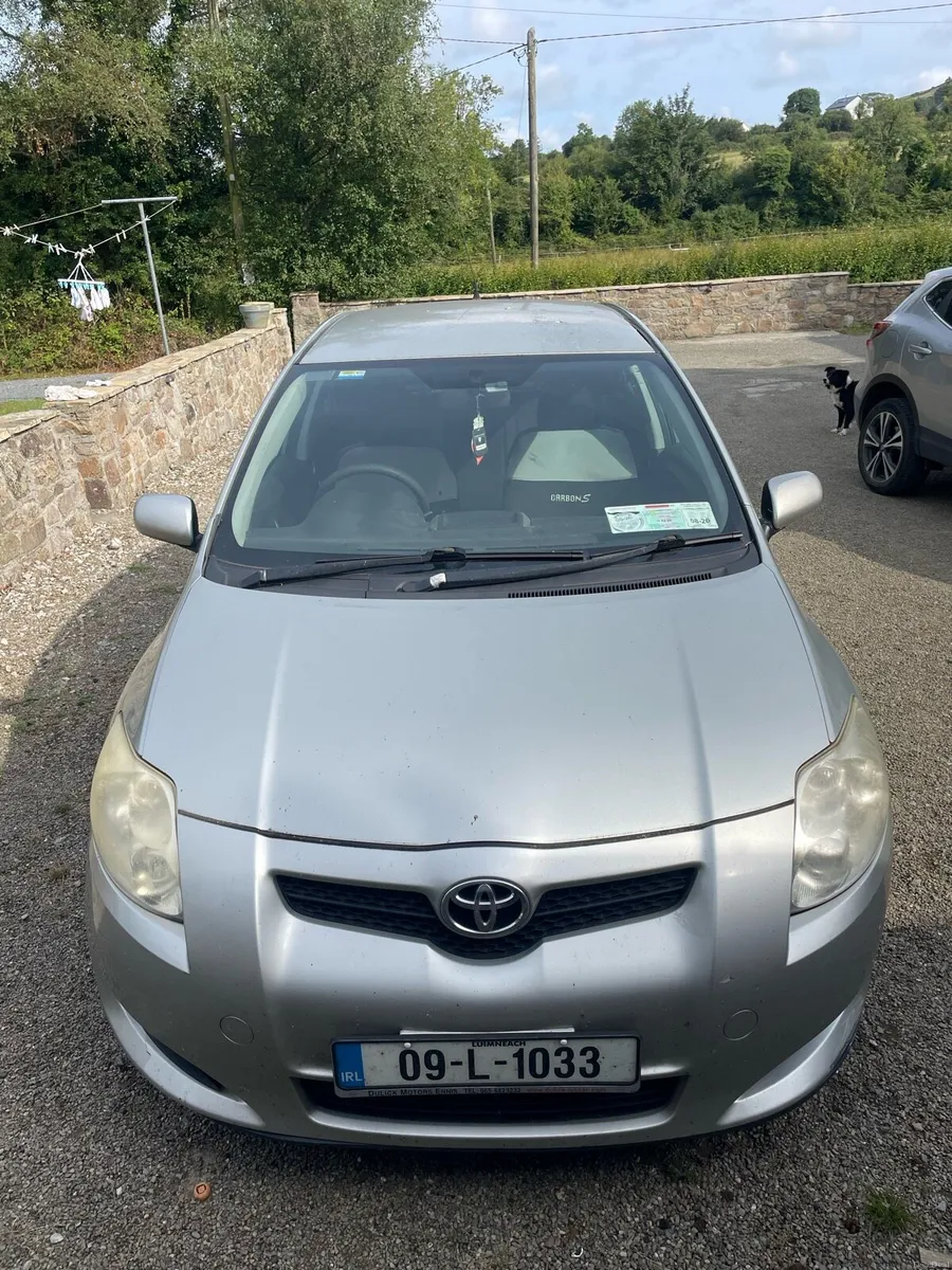 09 Toyota Auris - Image 5