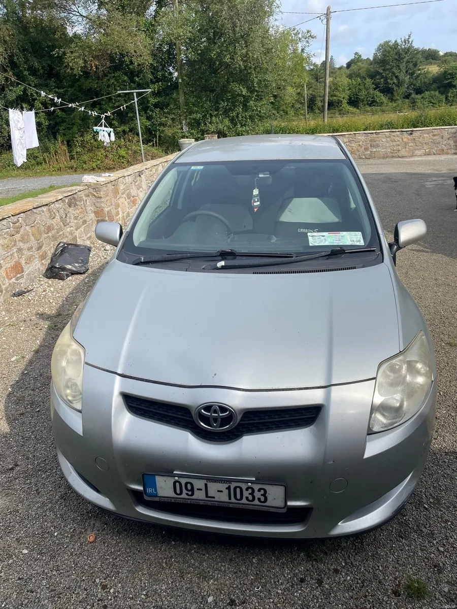 09 Toyota Auris - Image 6