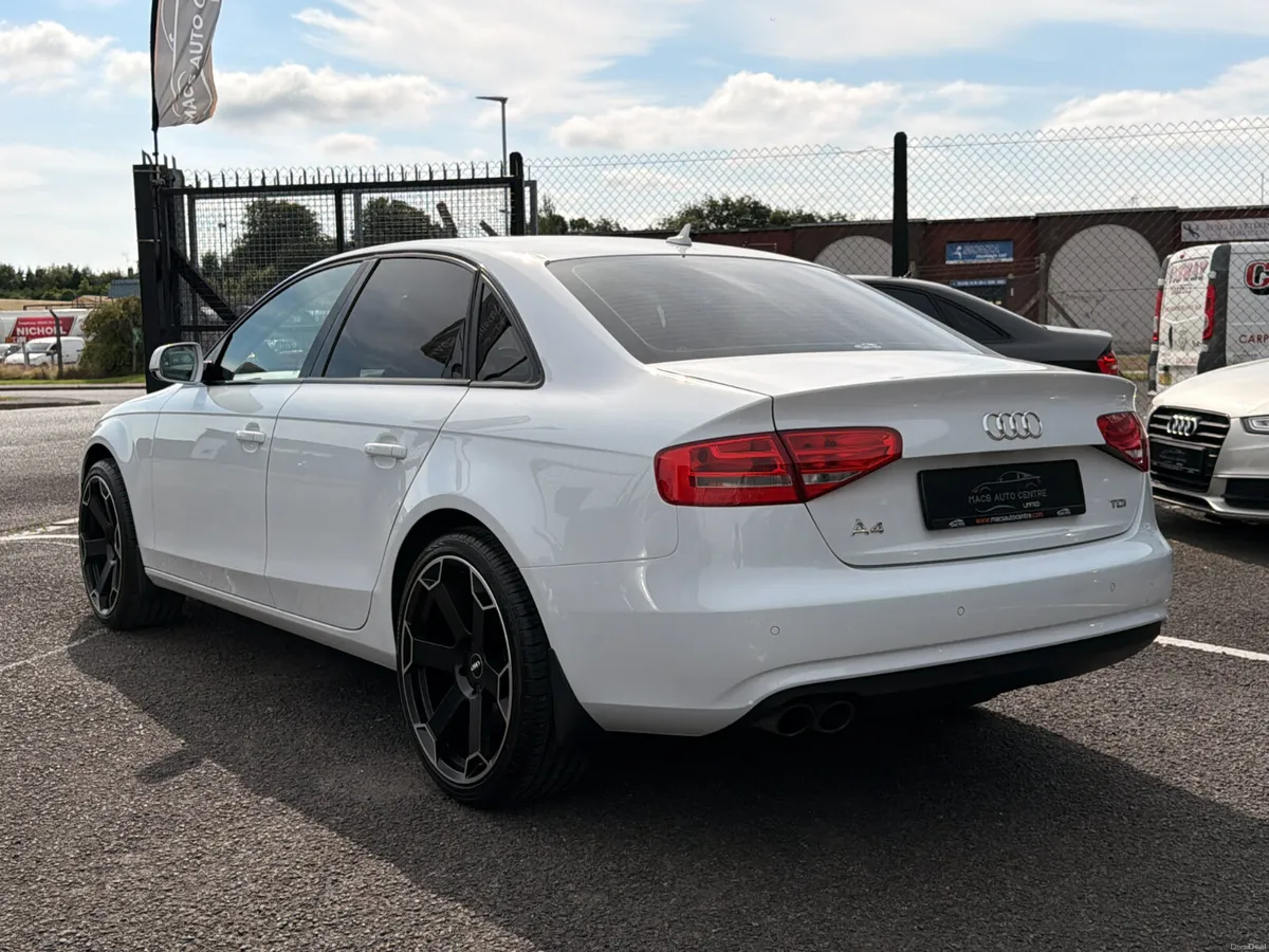 Audi A4 2013 SE TECKNIK  *LOW MILES* - Image 5