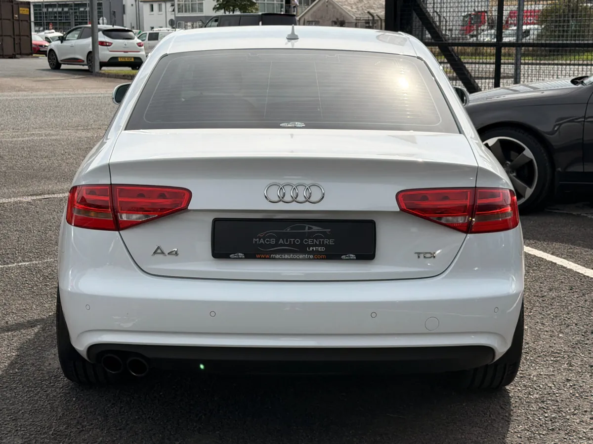 Audi A4 2013 SE TECKNIK  *LOW MILES* - Image 6