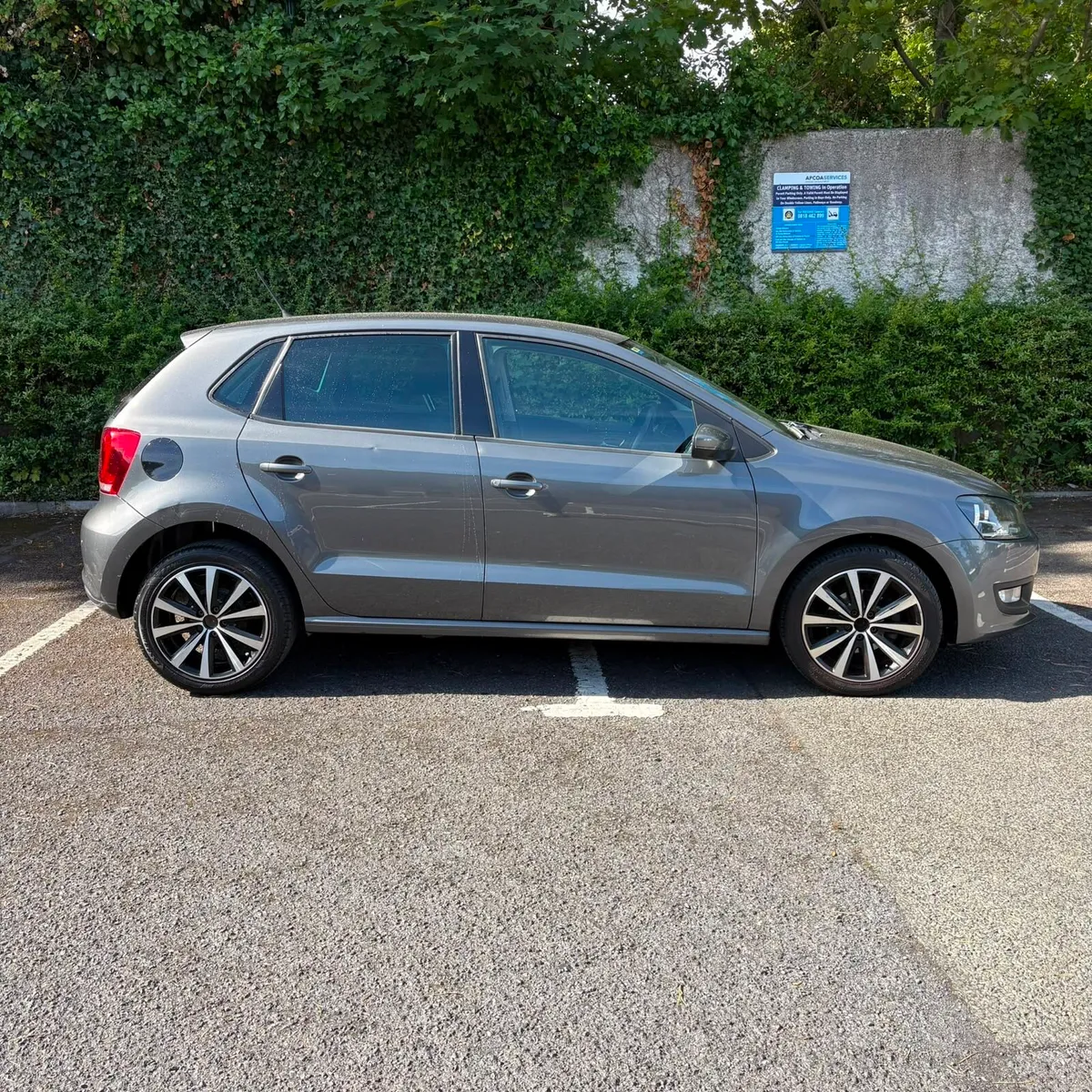 VOLKSWAGEN POLO BRAND NEW NCT 07/27 TAX 10/26 - Image 4