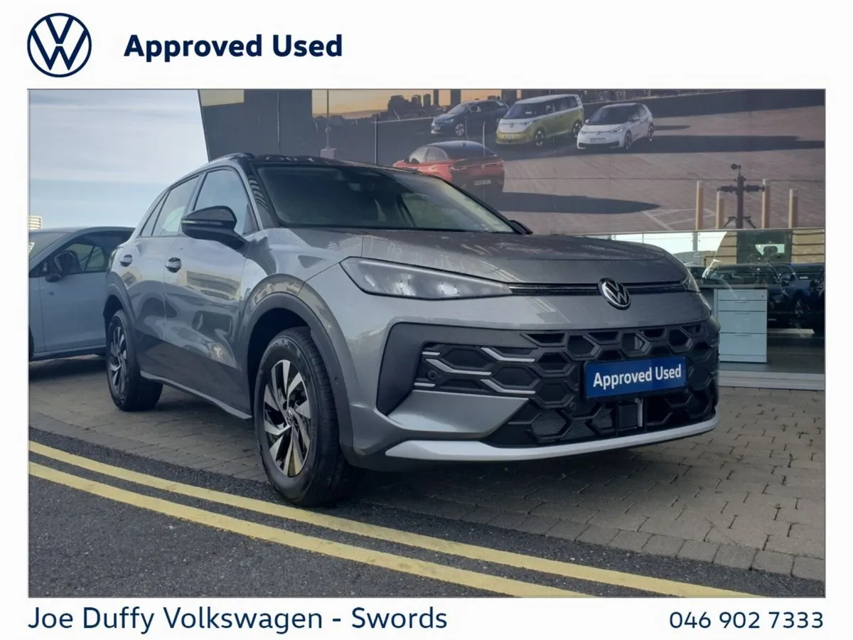 Volkswagen T-Roc LIFE 1.5TSI 116HP MHEV - Image 1