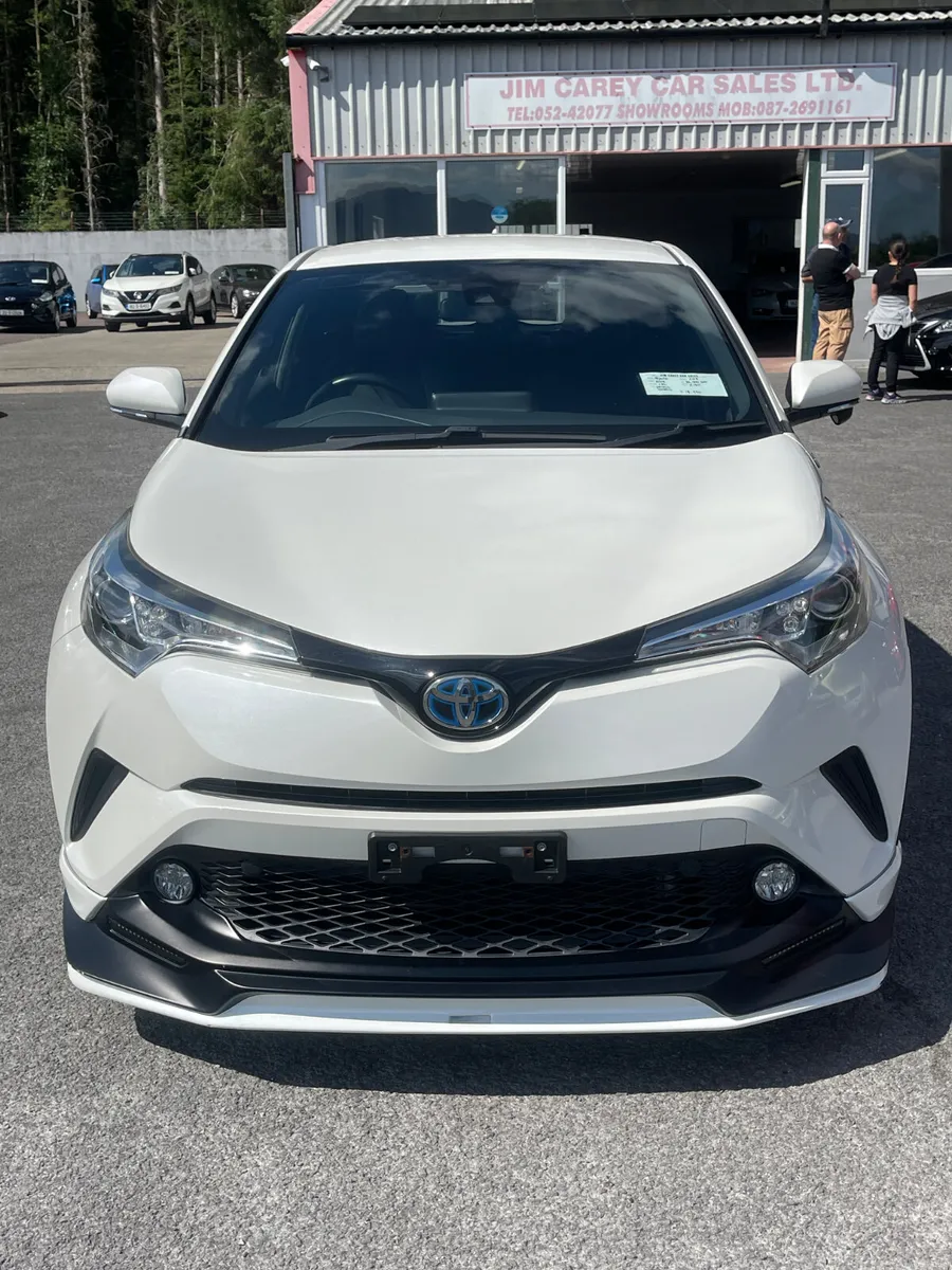 2017-2 Toyota CHR - Image 2