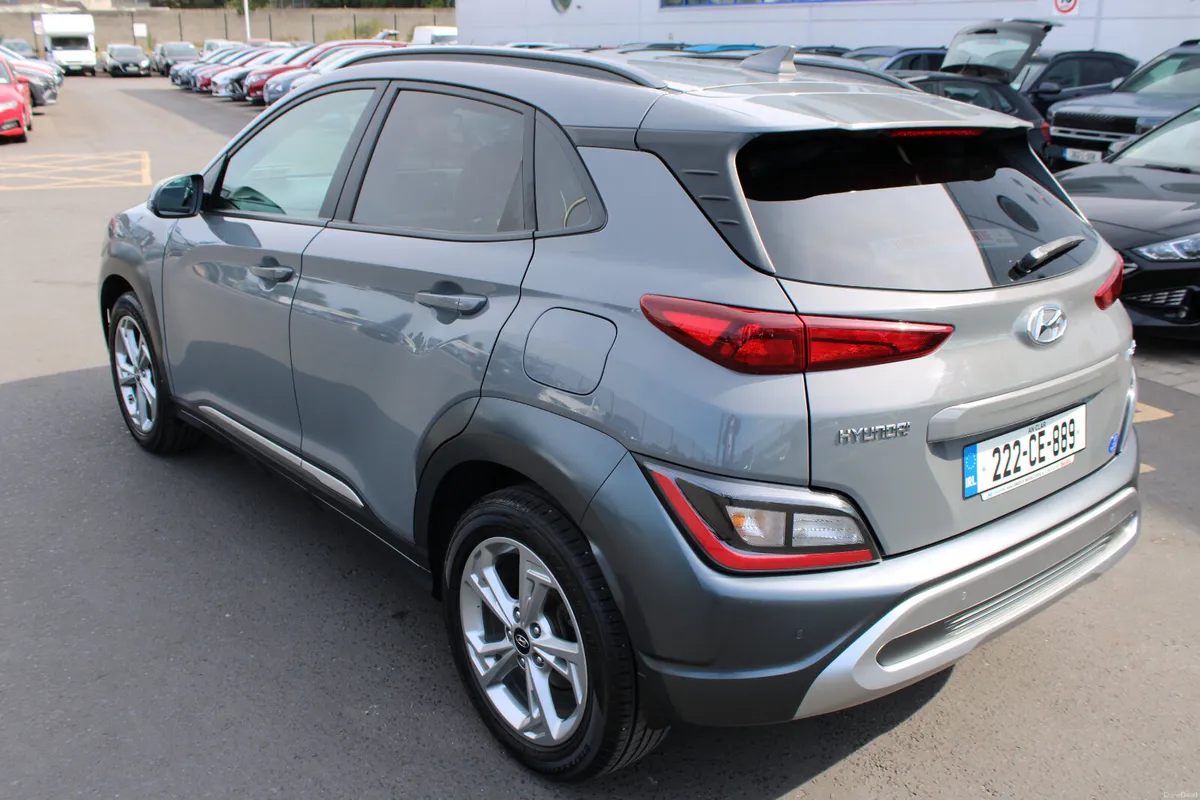 Hyundai KONA 2022 - Image 3