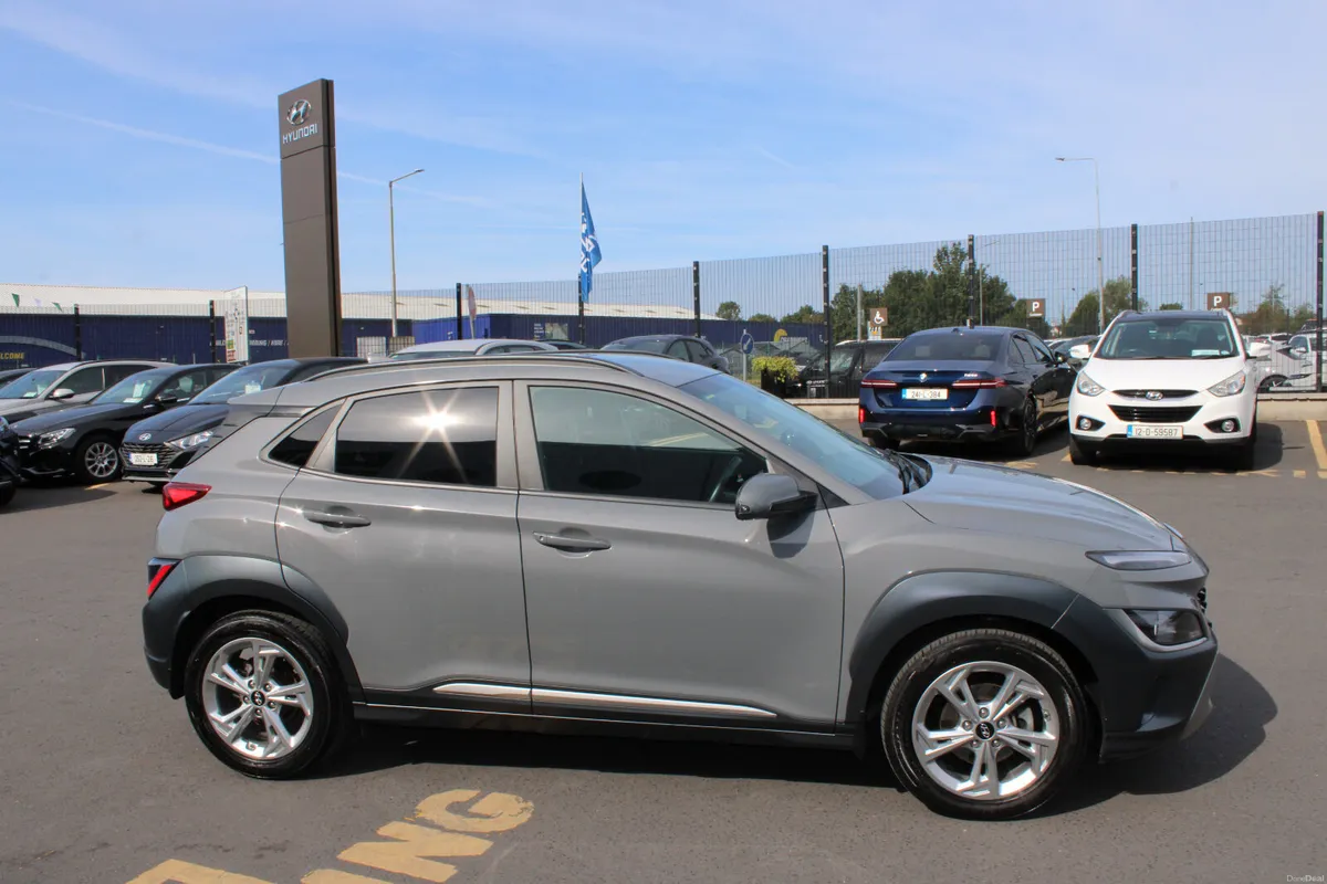 Hyundai KONA 2022 - Image 6