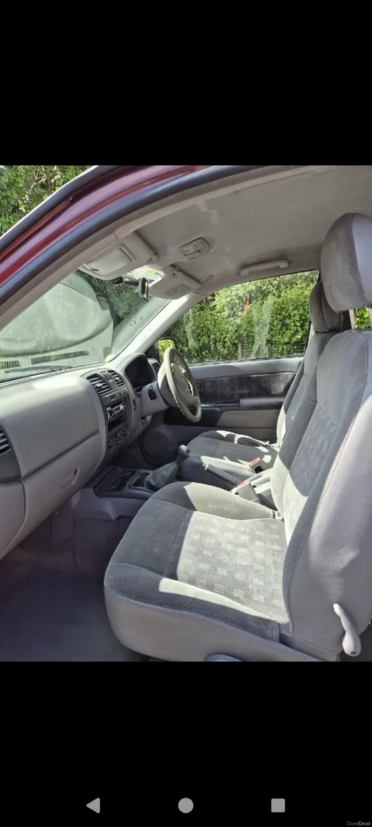 Isuzu D-Max 2004 - Image 4