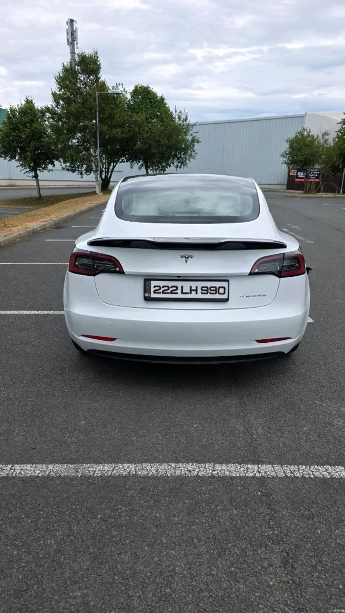 Tesla model 3 AWD Long range BGB1S5N - Image 3