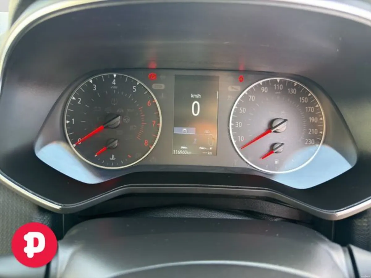 Renault Clio Expression SCE 75 MY19 5DR - Straight - Image 4