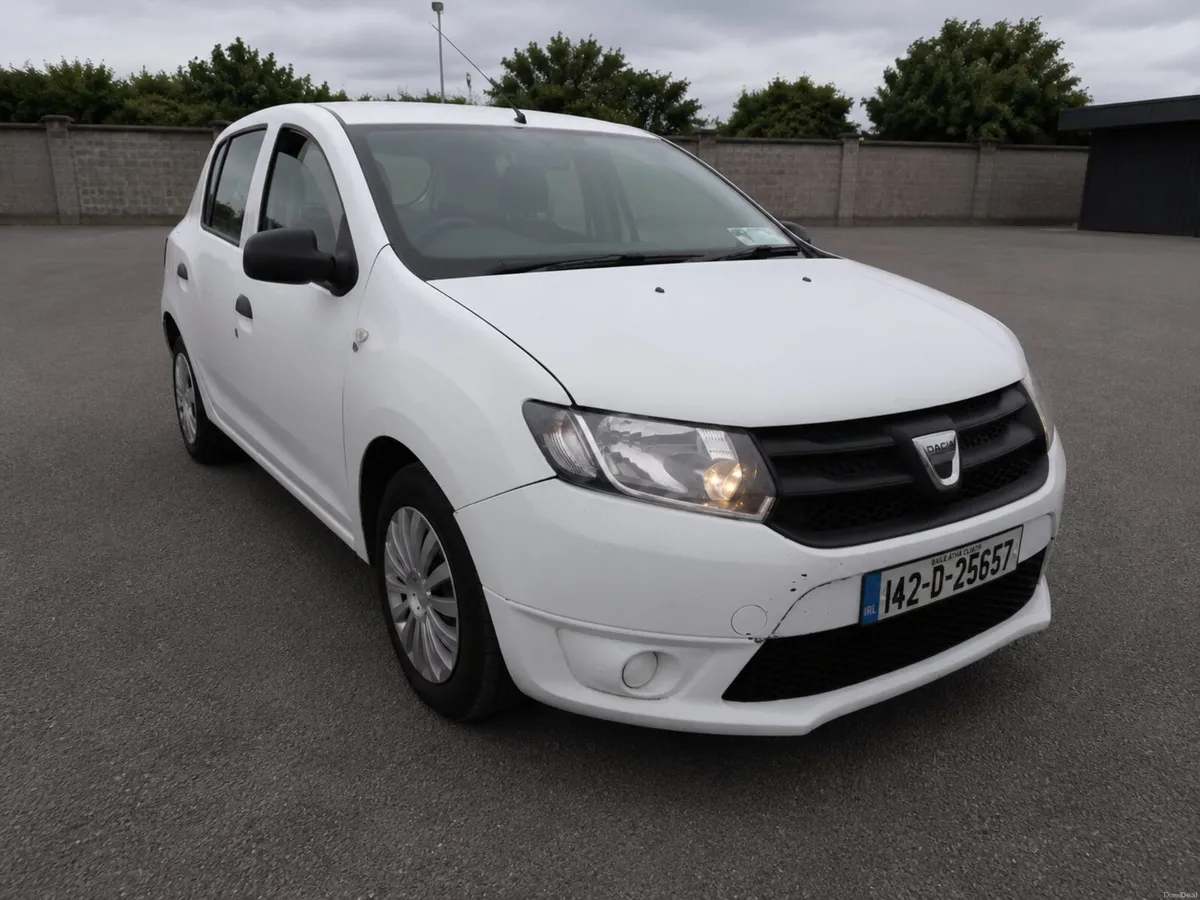 142 Dacia Sandero 1.2 petrol - Runs fine - Image 1