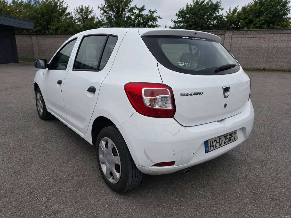 142 Dacia Sandero 1.2 petrol - Runs fine - Image 2