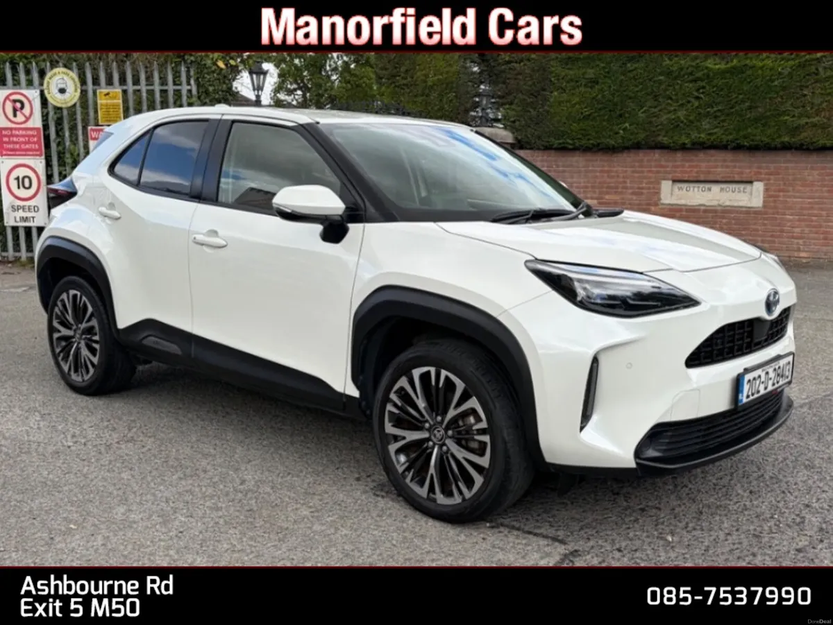 2020 Toyota Yaris Cross 1.5 Petrol Hybrid Auto - Image 1