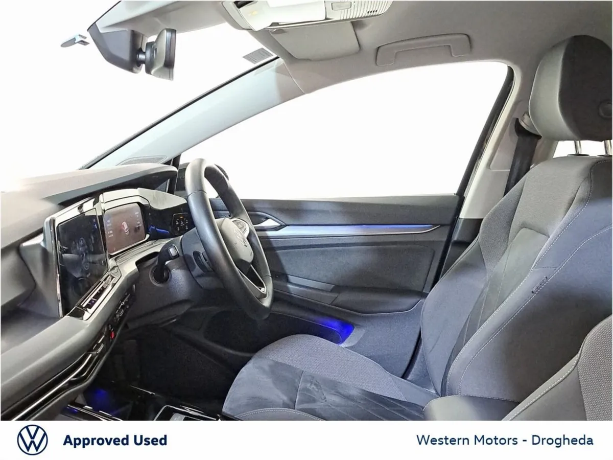 Volkswagen Golf 1.5 eTSI 130HP Style DSG - Image 4