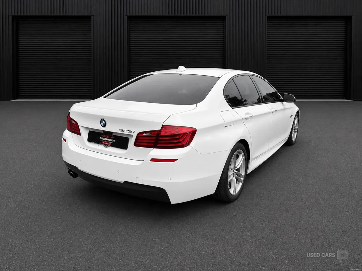BMW 5-Series 2.0 523i M Sport Auto Euro 6 (s/s) 4d - Image 5
