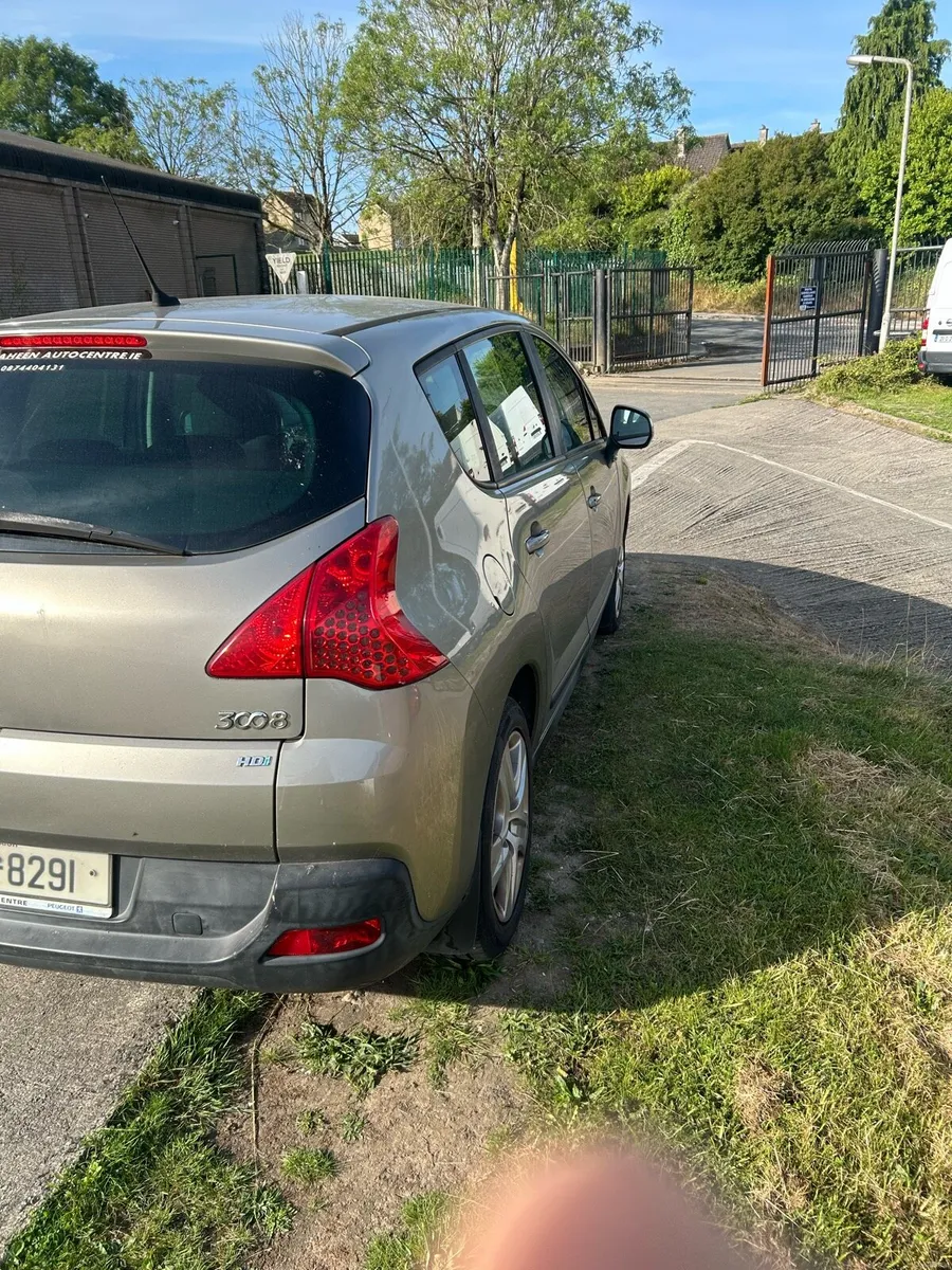 2010 PEUGEOT 3008 1.6hdi - Image 4