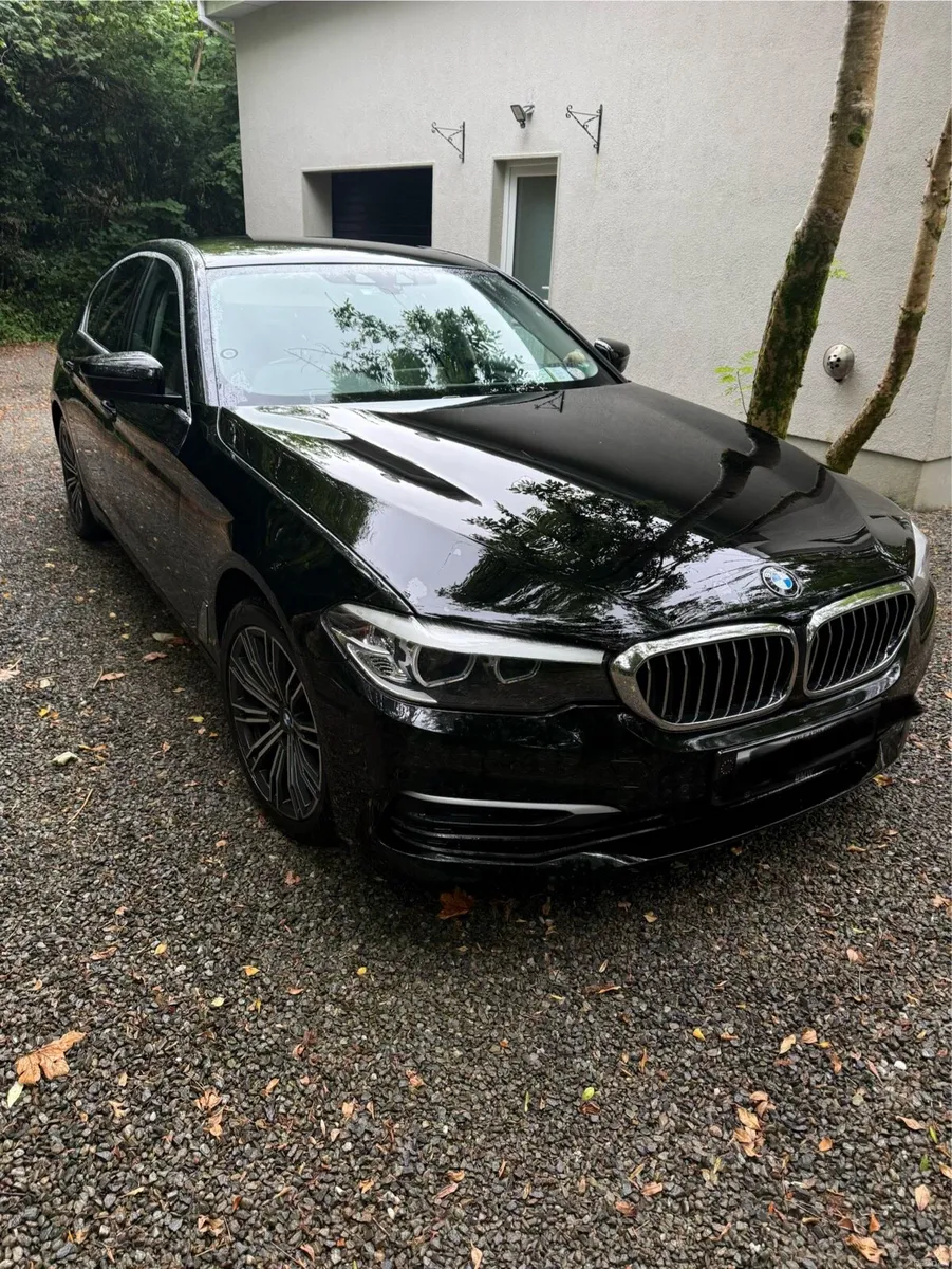 Bmw 5 series - Image 1