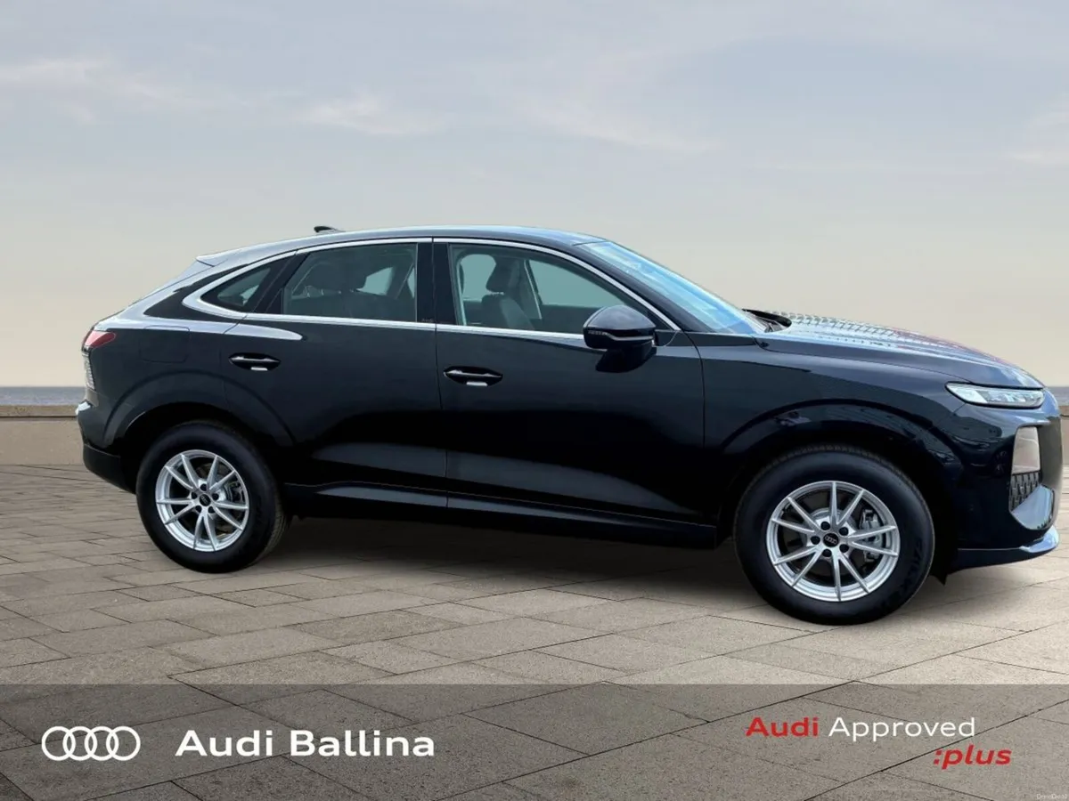 Audi Q3 SB 35 TDI 150 S-T SE - Image 4