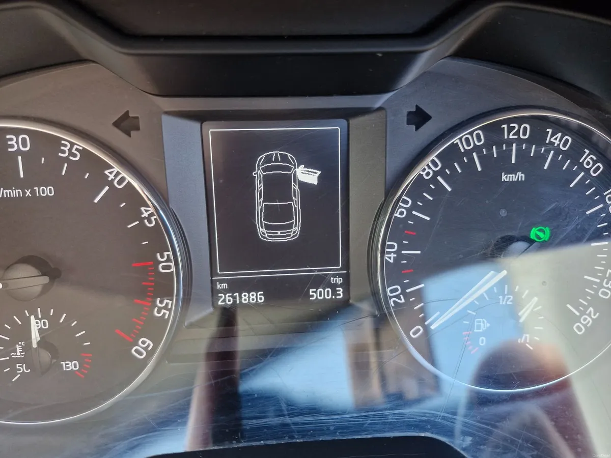 Skoda Octavia 2017 - Image 2