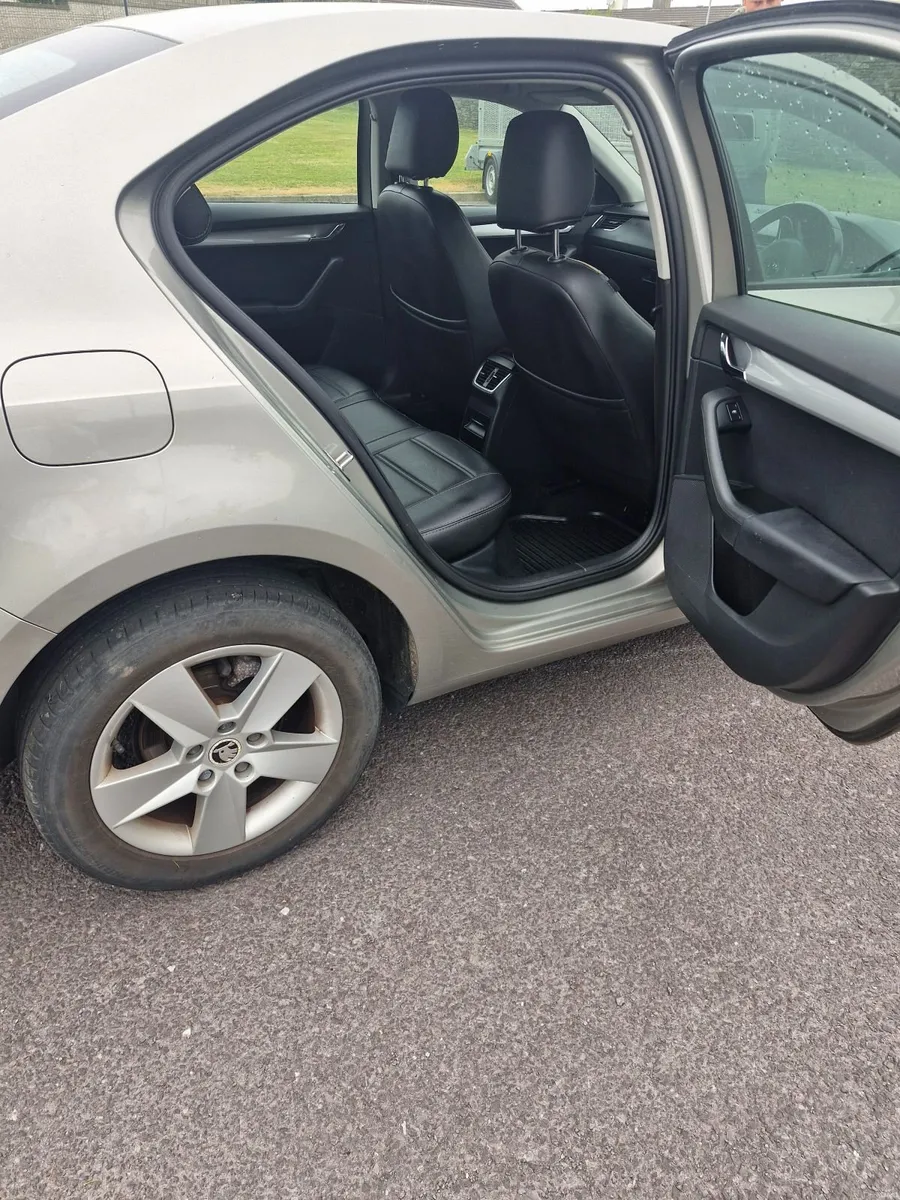 Skoda Octavia 2017 - Image 4