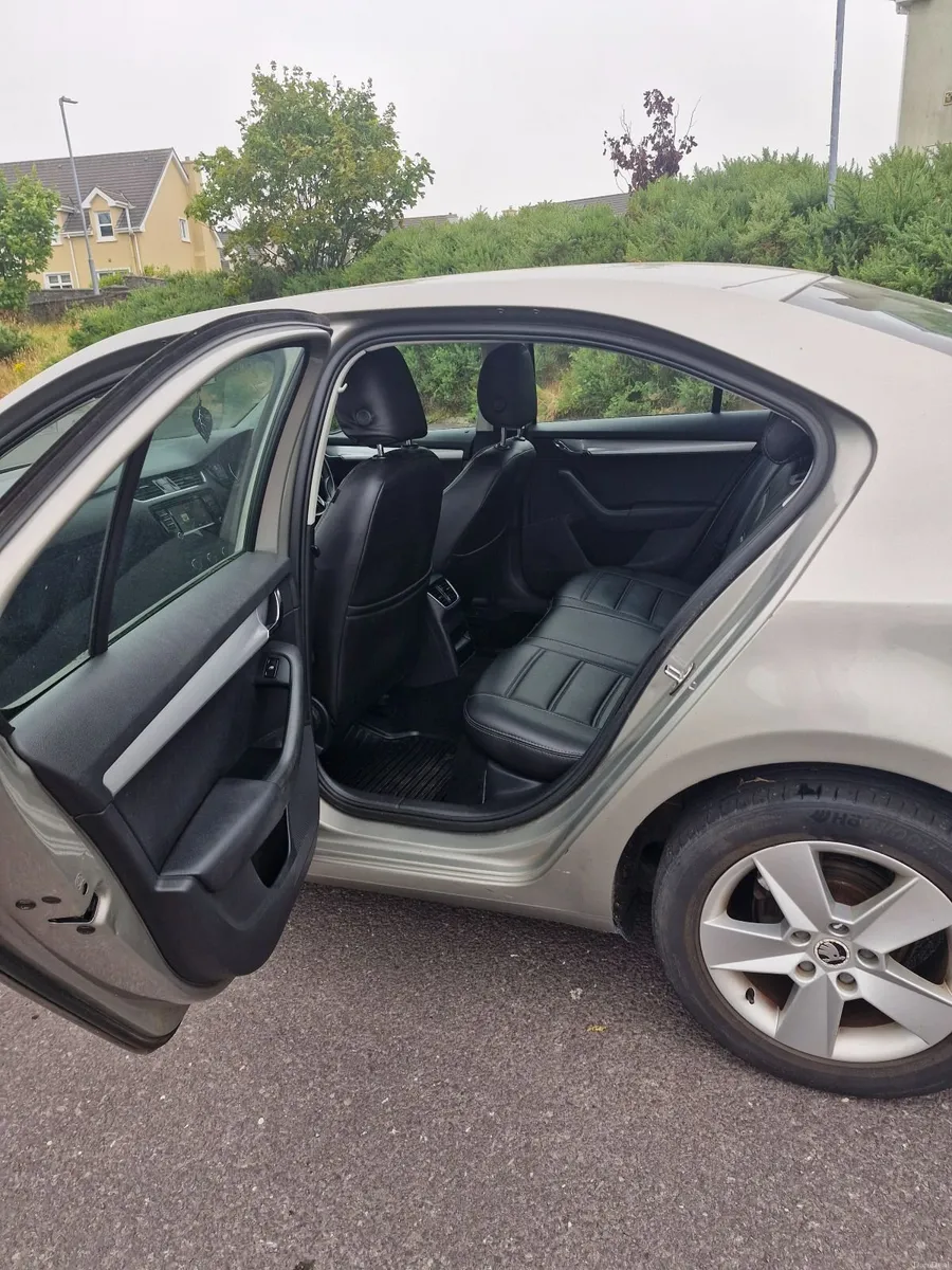 Skoda Octavia 2017 - Image 5