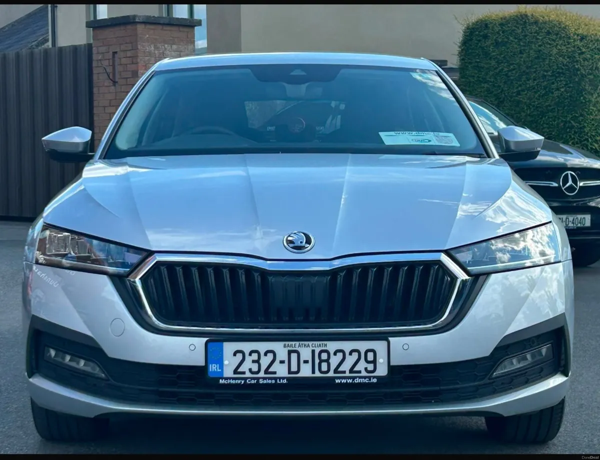 232 Skoda Octavia 1.0TSI *LOW KMS* - Image 2